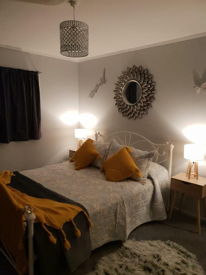 B, D & D Bed And Breakfast Taupo Exterior foto